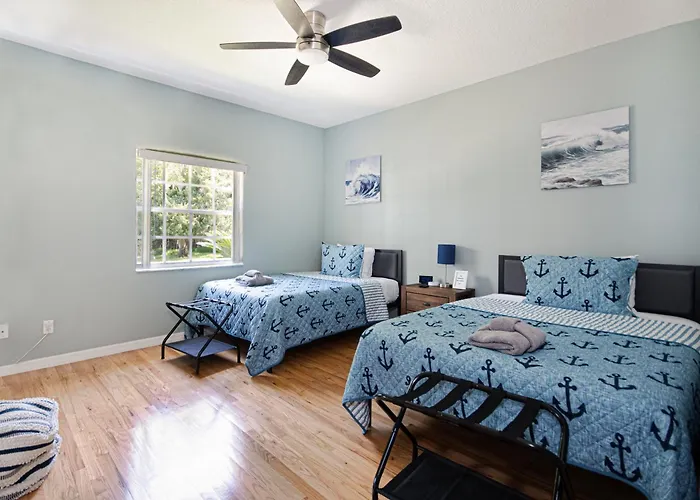 Heated Saltwater Pool, Sauna & Billiards